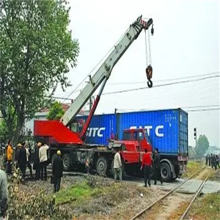 道滘镇如何快速找到附近的吊车救援公司